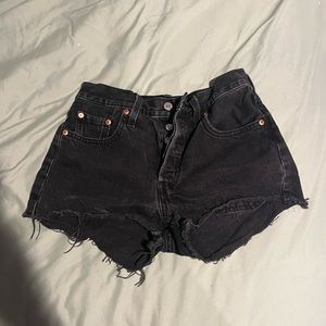Women’s Levi’s 501 shorts black